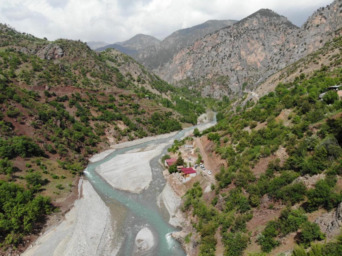 Kapuzbasi Selaleleri Ucar Pansiyon Büyükçakır Exterior foto